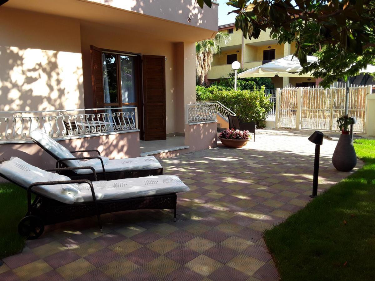 La Porta Del Mare Bed & Breakfast 3*